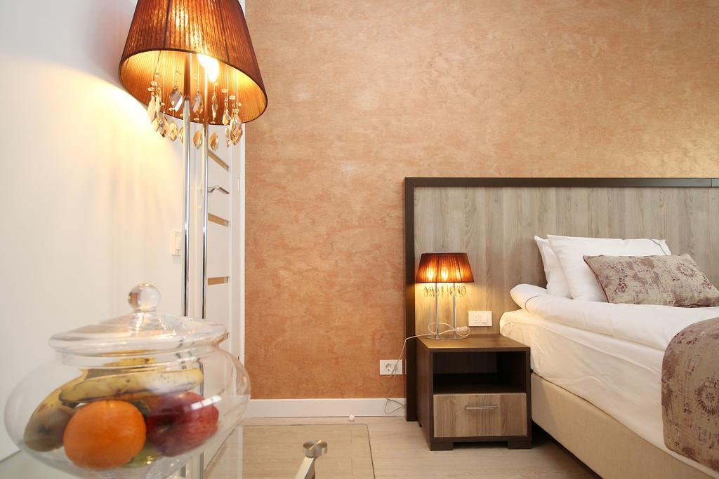 Studio Old Town Букурещ Екстериор снимка
