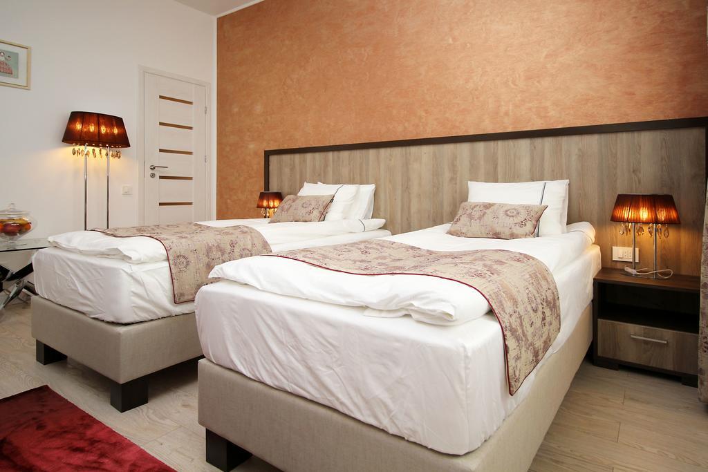 Studio Old Town Букурещ Екстериор снимка